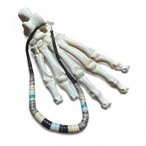 Vintage Santo Domingo Heishi Turquoise Olive Shell Necklace 15.5”